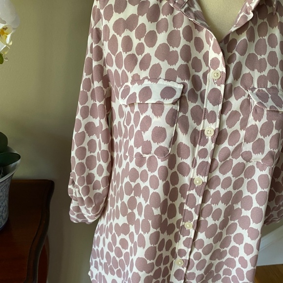 Loft Mauve Giraffe Print Button Down Shirt - Picture 5 of 8